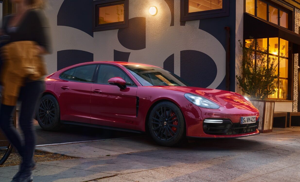 Купить Porsche Panamera GTS 2020 - Цена на Panamera GTS у официального  дилера Порше Центр Ясенево